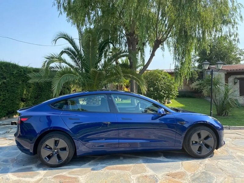 Tesla Model 3 • 2022 • 30,500 km 5