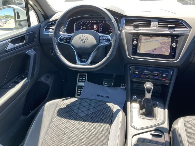Volkswagen Tiguan • 2022 • 56,228 km 12
