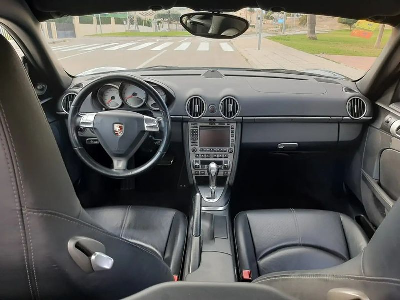 Porsche Cayman • 2017 • 160,000 km 3