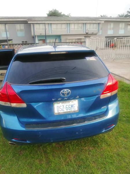 Acura  • 2010 • 141,000 km 7