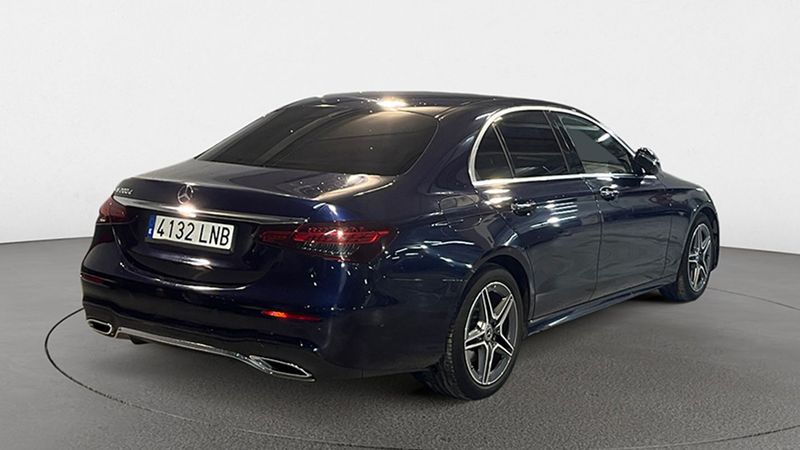 Mercedes-Benz E • 2021 • 71,703 km 4