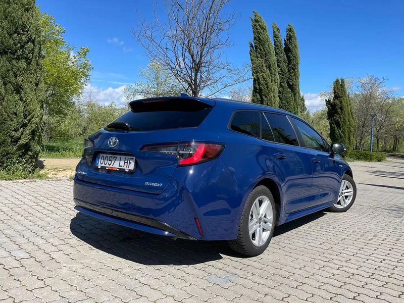 Toyota Corolla • 2020 • 144,000 km 3
