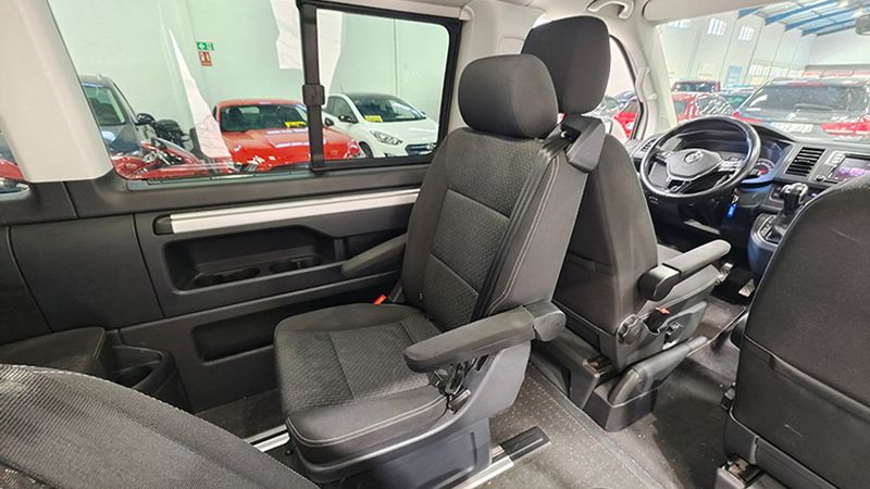 Volkswagen Multivan • 2018 • 59,521 km 14