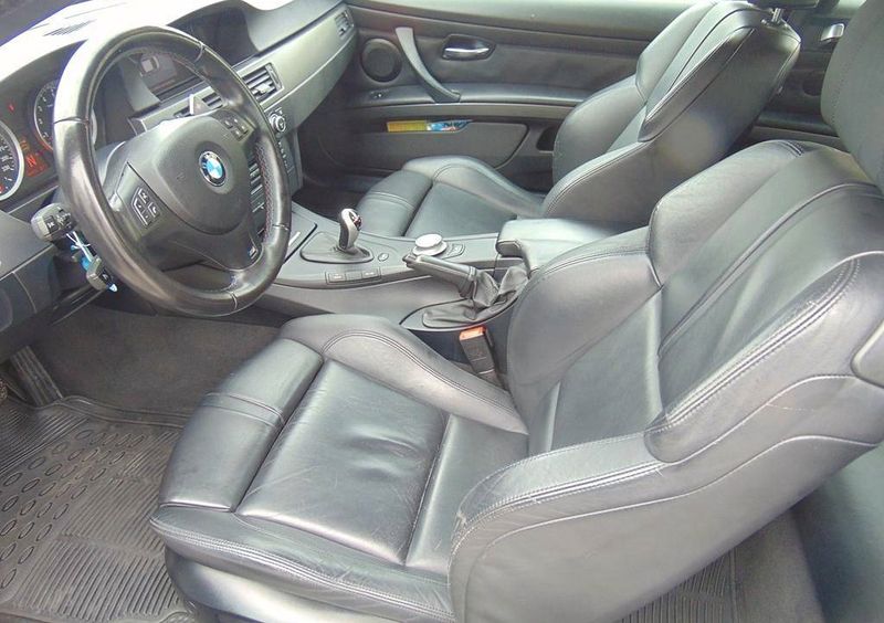 BMW M3 • 2008 • 49,999 km 2