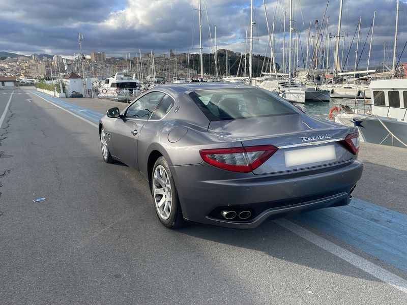 Maserati GranTurismo • 2013 • 86,000 km 10