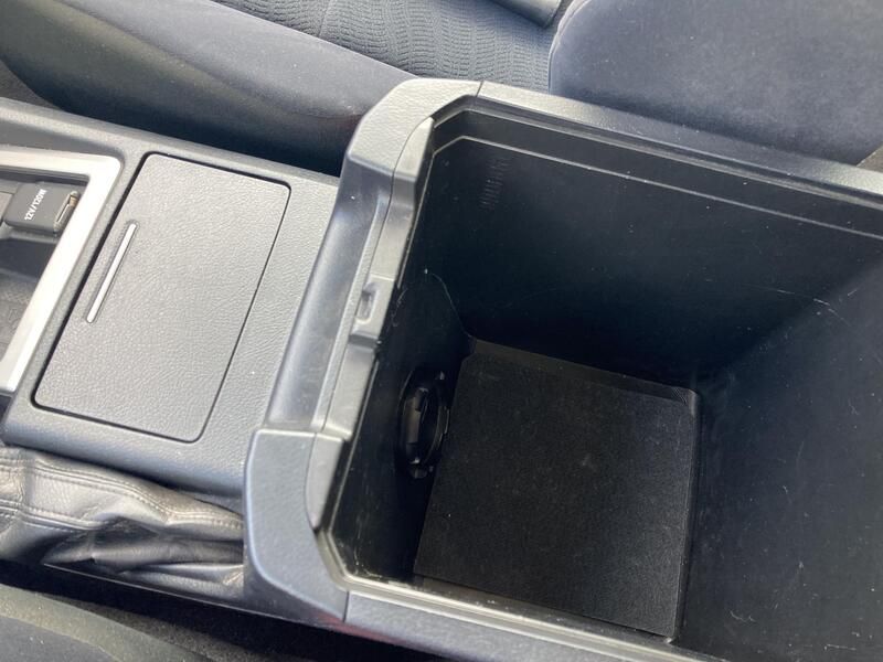 Toyota Land Cruiser • 2020 • 43,764 km 20