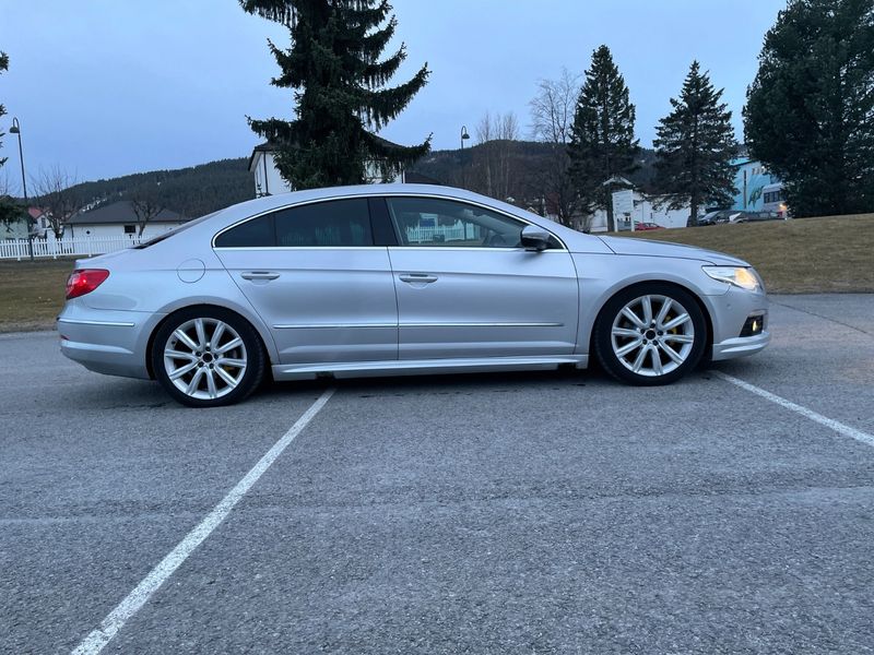 Volkswagen Passat CC • 2009 • 203,000 km 1