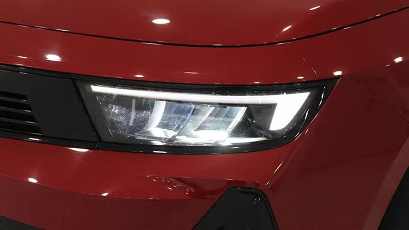 Opel Astra • 2023 • 46,137 km 4