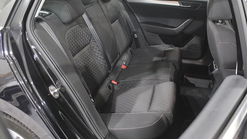 Škoda Superb • 2022 • 19,247 km 2