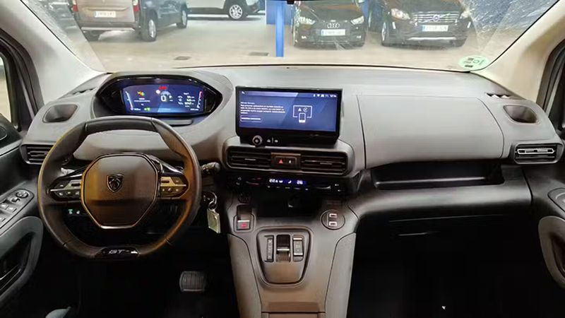 Peugeot Bipper • 2024 • 16,121 km 7