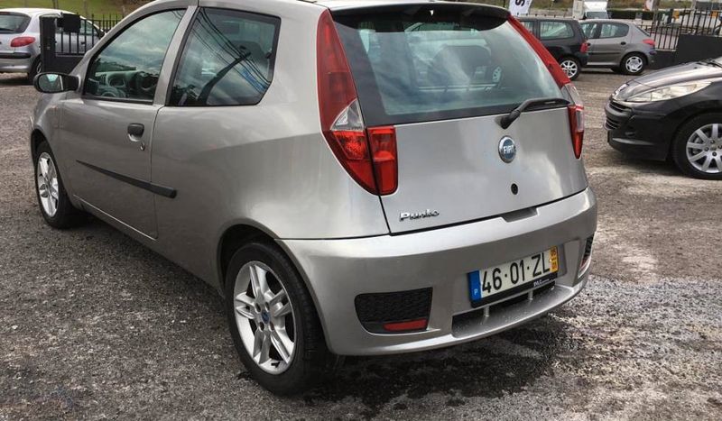 Fiat Punto • 2005 • 140,000 km 3