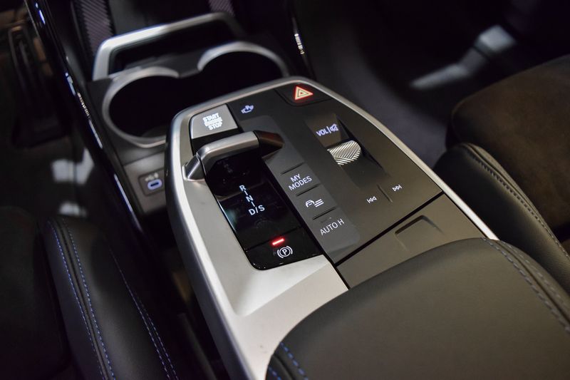 BMW X1 • 2024 • 4,100 km 13