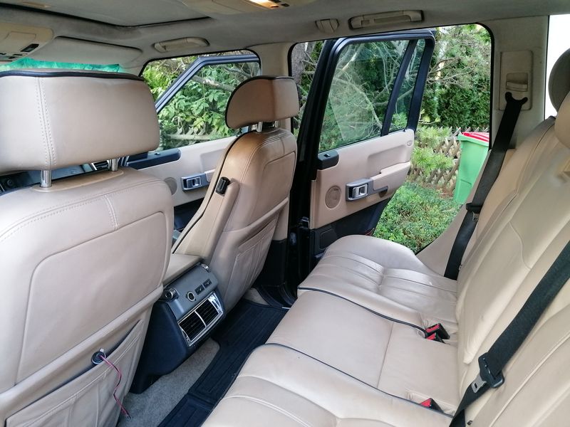 Land Rover Range Rover • 2002 • 472,000 km 4