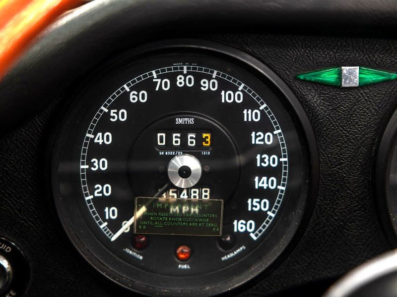 Jaguar E-PACE • 1967 • 42,690 km 3