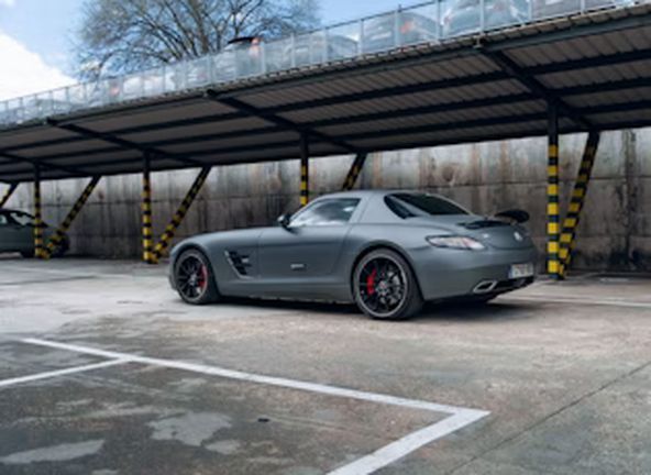 Mercedes-Benz SLS AMG GT • 2013 • 70,000 km 14