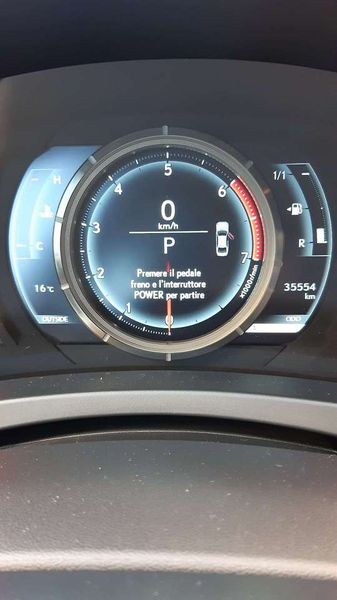 Lexus IS • 2014 • 162,000 km 11