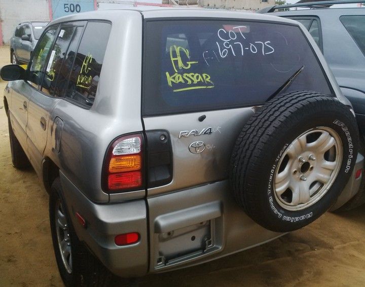 Toyota RAV4 • 2001 • 21 km 2