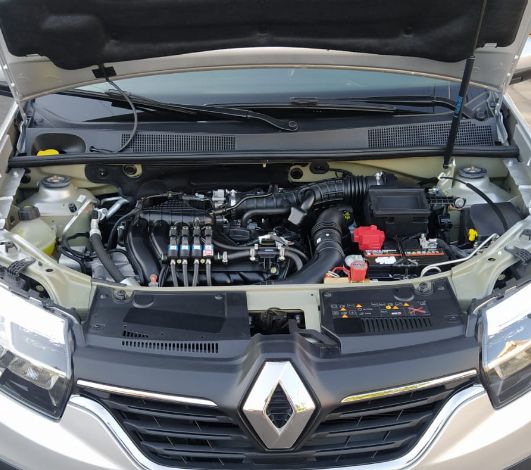 Renault Logan • 2020 • 3,000 km 6