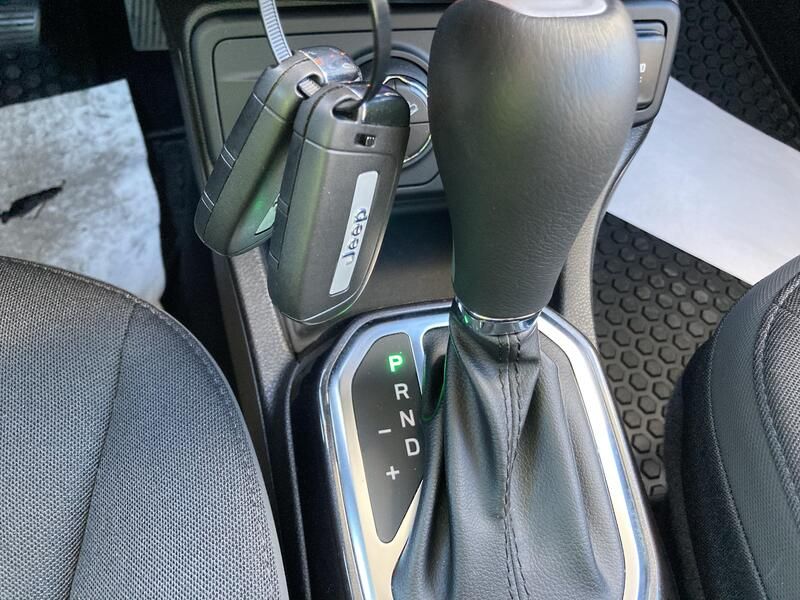 Jeep Renegade • 2022 • 9,661 km 13