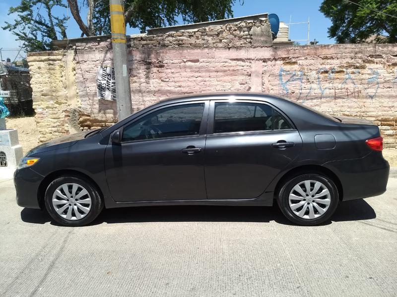 Toyota Corolla • 2012 • 67,000 km 2