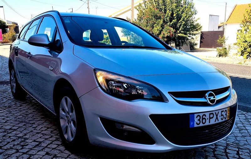 Opel Astra • 2015 • 89,999 km 1