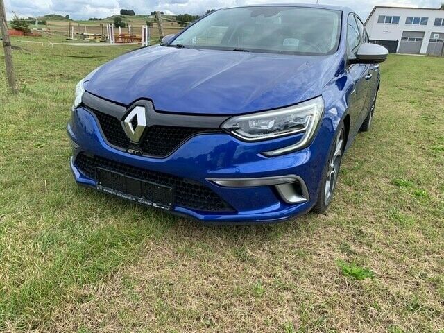 Renault Megane II • 2017 • 46,000 km 3