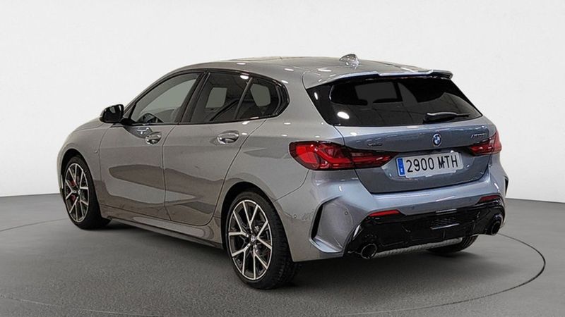 BMW 1 Series • 2024 • 3,264 km 3