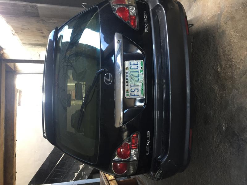 Lexus RX 300 • 2003 • 136,425 km 2