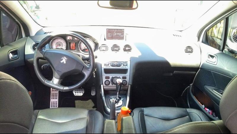 Peugeot 408 • 2013 • 133 km 1