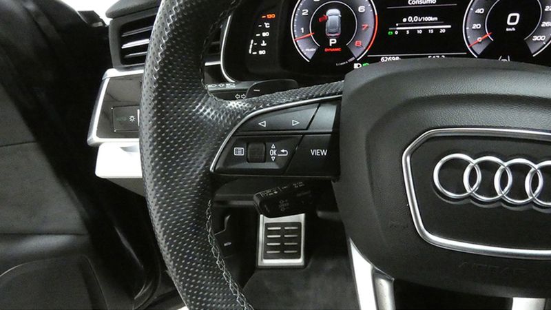 Audi Q8 • 2021 • 62,345 km 15
