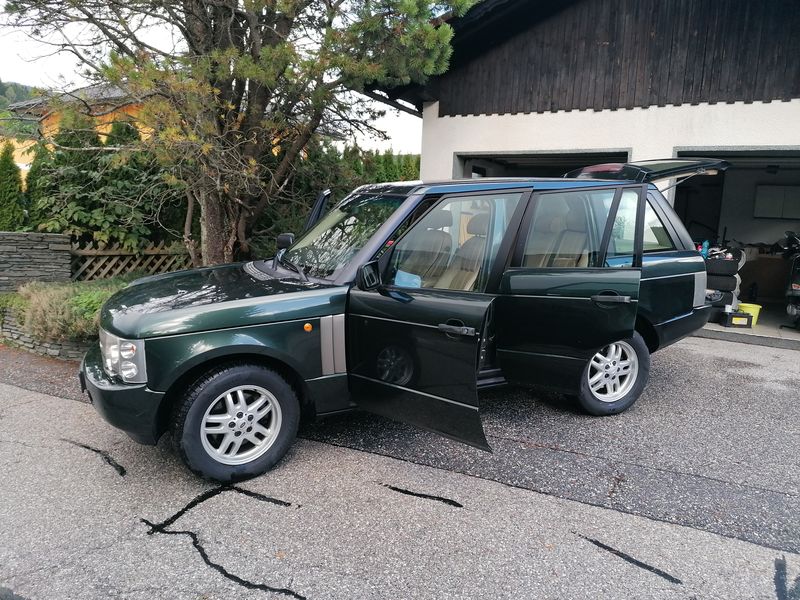 Land Rover Range Rover • 2002 • 472,000 km 3