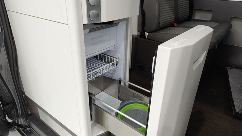 Volkswagen California • 2024 • 6,901 km 8