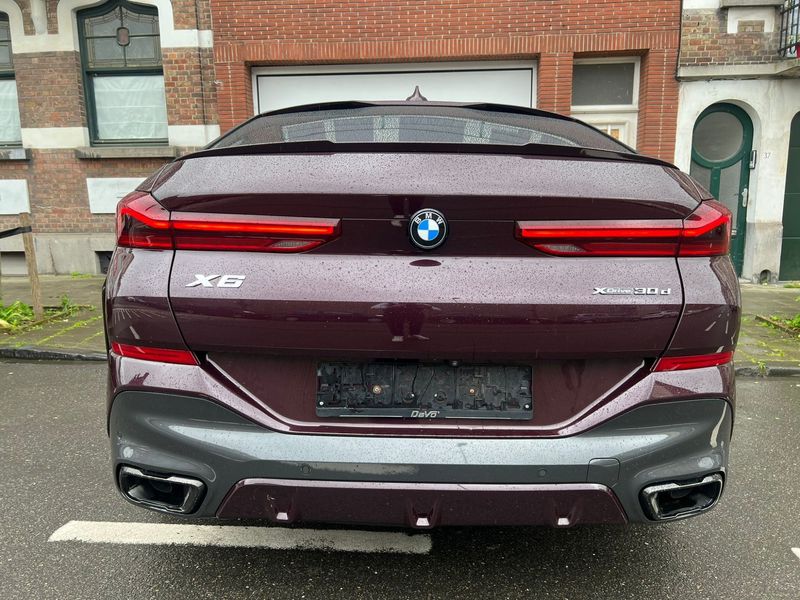 BMW X6 • 2021 • 110,000 km 5