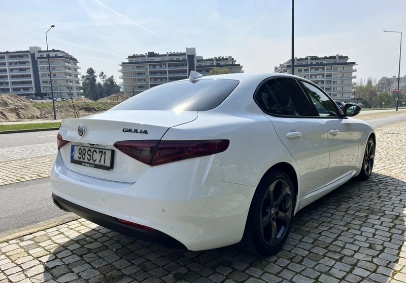 Alfa Romeo Giulia • 2016 • 146,389 km 3
