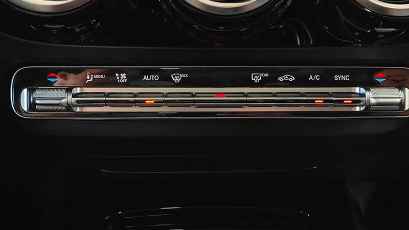 Mercedes-Benz Class B • 2023 • 6,999 km 40