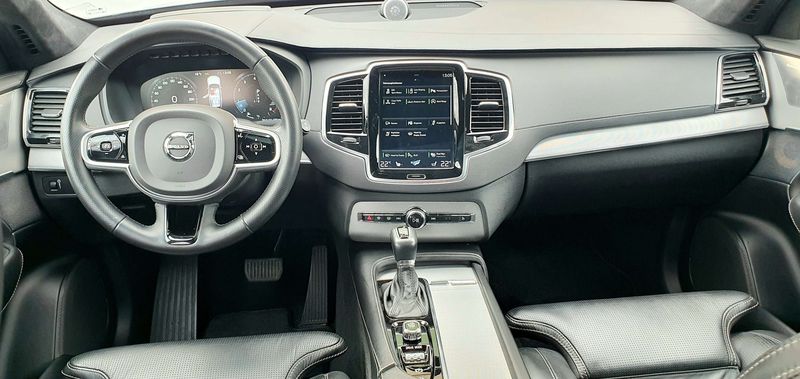 Volvo XC90 • 2018 • 99,957 km 25