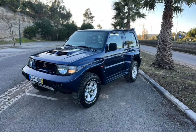 Mitsubishi Pajero • 2000 • 193,000 km 1