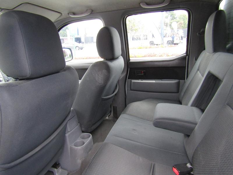 Mazda BT • 2015 • 135,000 km 5