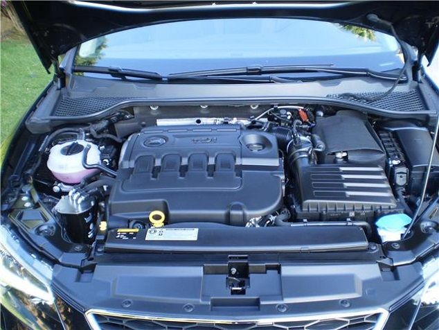 Seat Leon • 2015 • 182,300 km 3