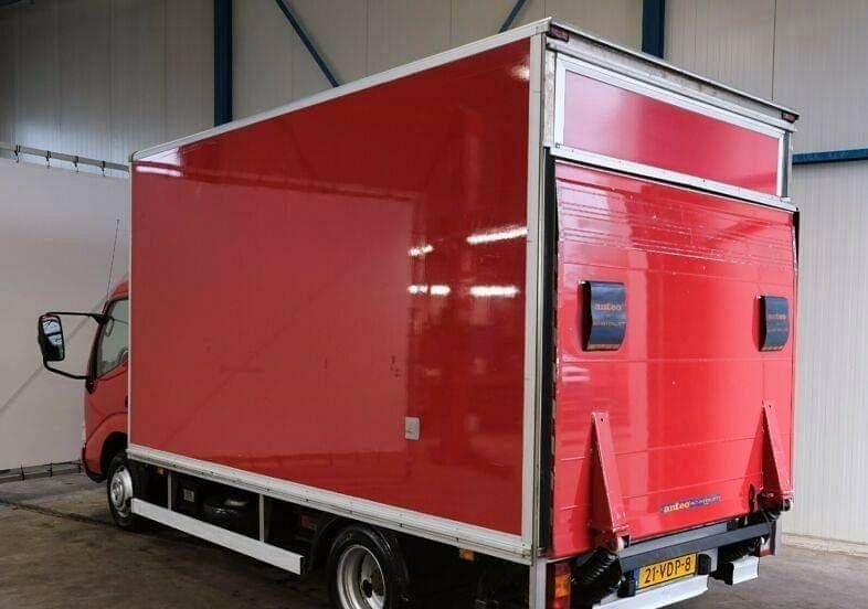 Toyota Dyna • 2007 • 139,999 km 3