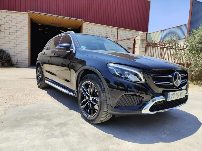 Mercedes-Benz GLC-Class • 2017 • 142,000 km 1
