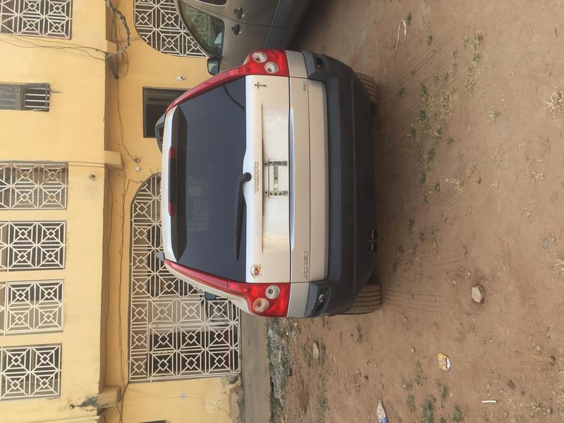 Volvo XC90 • 2006 • 140,000 km 4