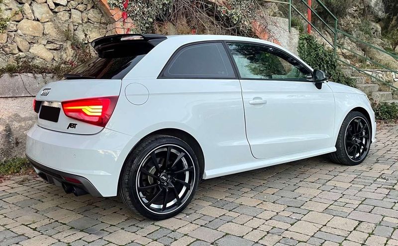 Audi A1 • 2014 • 93,000 km 3