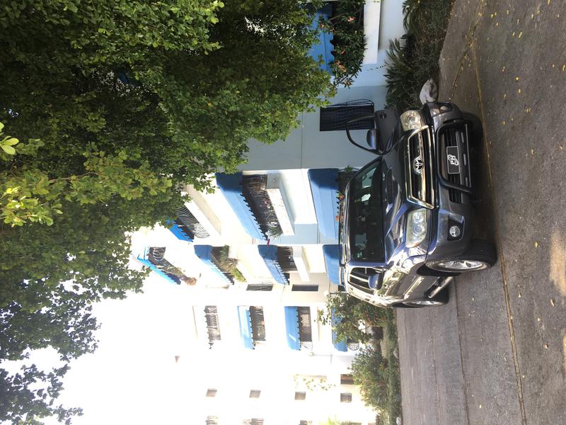 Toyota 4 Runner Limited • 2007 • 154,000 km 1