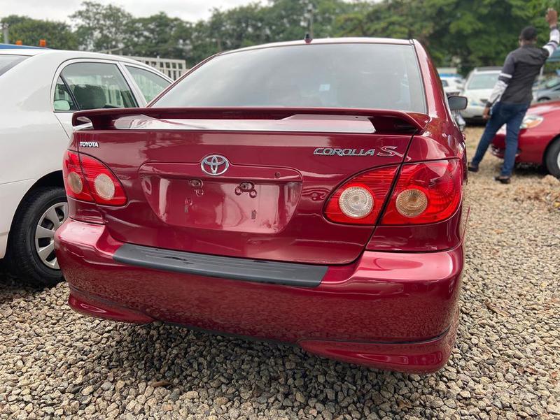 Toyota Corolla • 2005 • 321 km 4