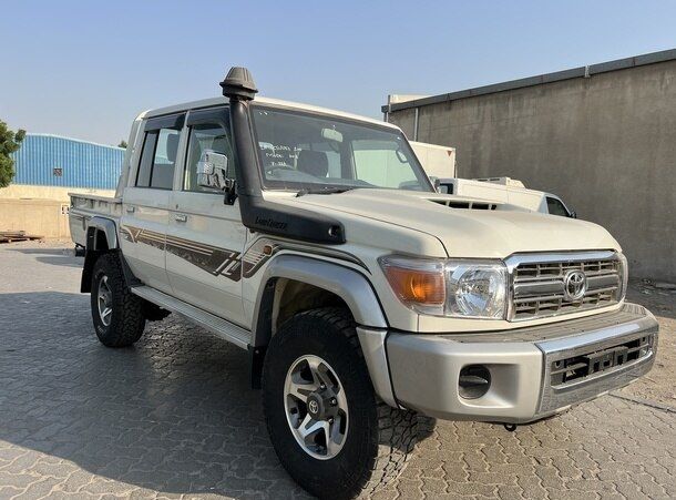 Toyota Land Cruiser • 2020 • 52,000 km 1