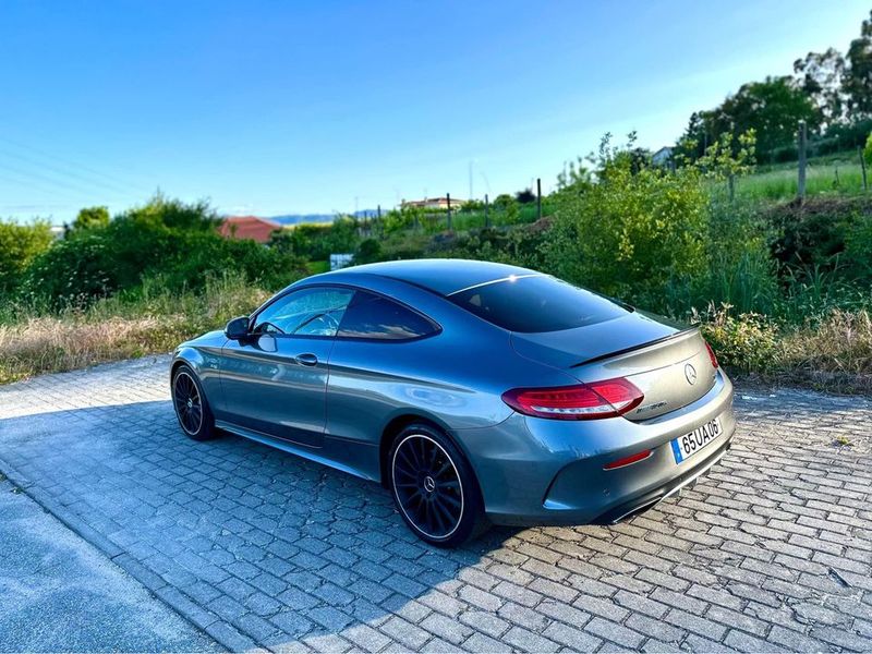 Mercedes-Benz C-Class • 2017 • 148,000 km 5