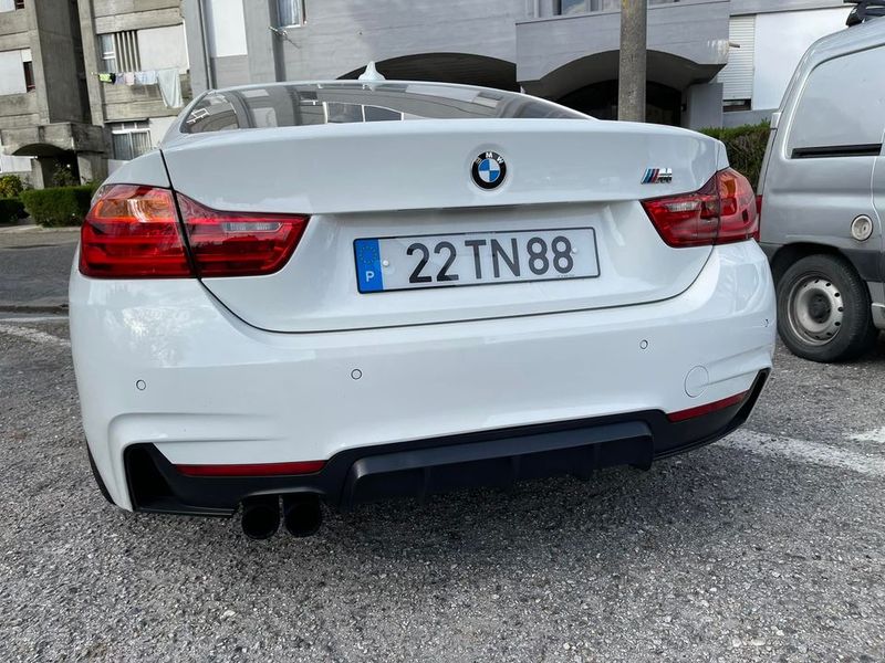 BMW M3 • 2019 • 120,000 km 9