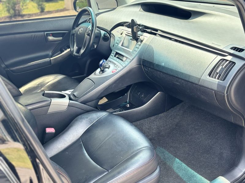 Toyota Prius • 2013 • 214,458 mi 9