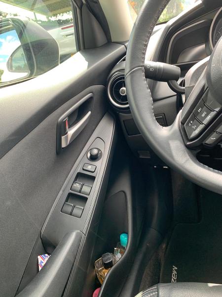 Mazda 2 • 2018 • 30,000 km 6